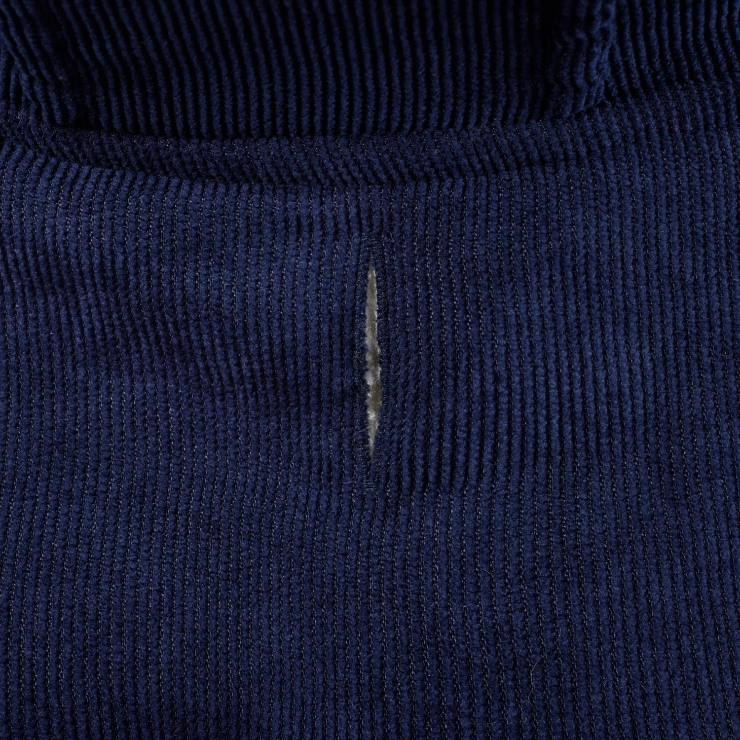 Frisco Mid-Heavyweight Plaid Fleece Lined Dog & Cat Coat 7 Frisco Mid-Heavyweight Plaid Fleece Lined Dog & Cat Coat - Image 5